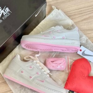 Zapatillas Nike Air Force Corazón